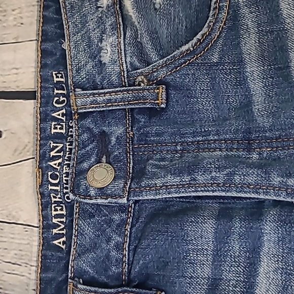 American Eagle Hi-Rise Festival Mini Jean Skirt Distressed - Picture 4 of 9